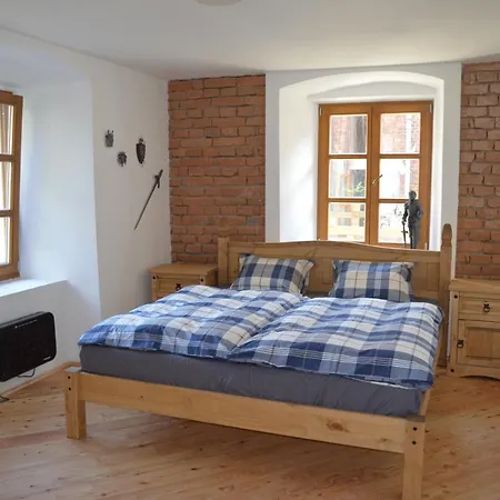 Wintermill Apartment *